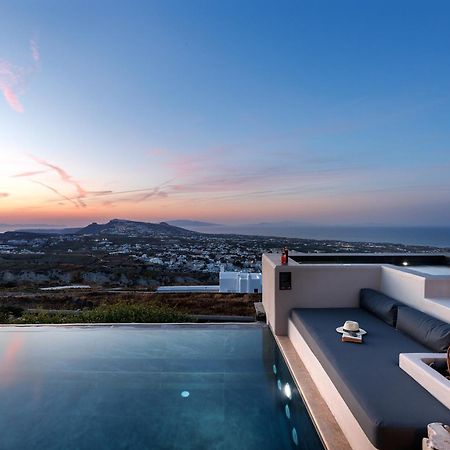 North Santorini - A Luxury Spa Hotel Pýrgos Exteriör bild