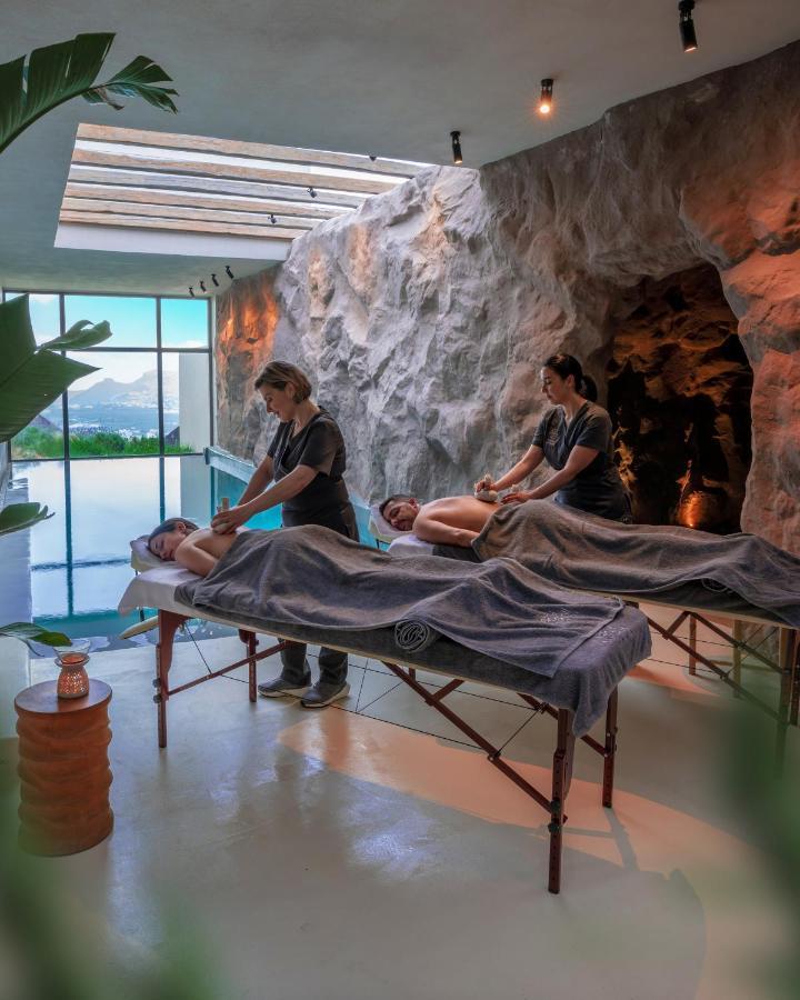 North Santorini - A Luxury Spa Hotel Pýrgos Exteriör bild